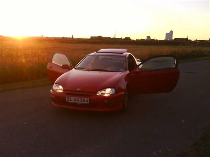 Mazda MX3 solgt billede 9