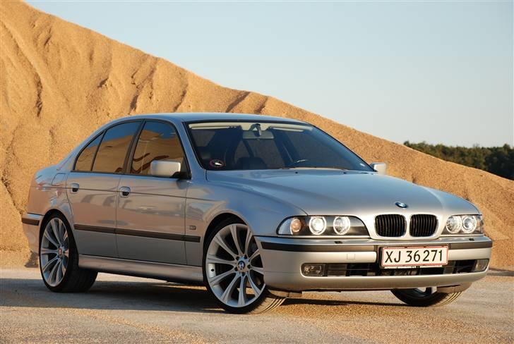 BMW E39 523i   billede 1