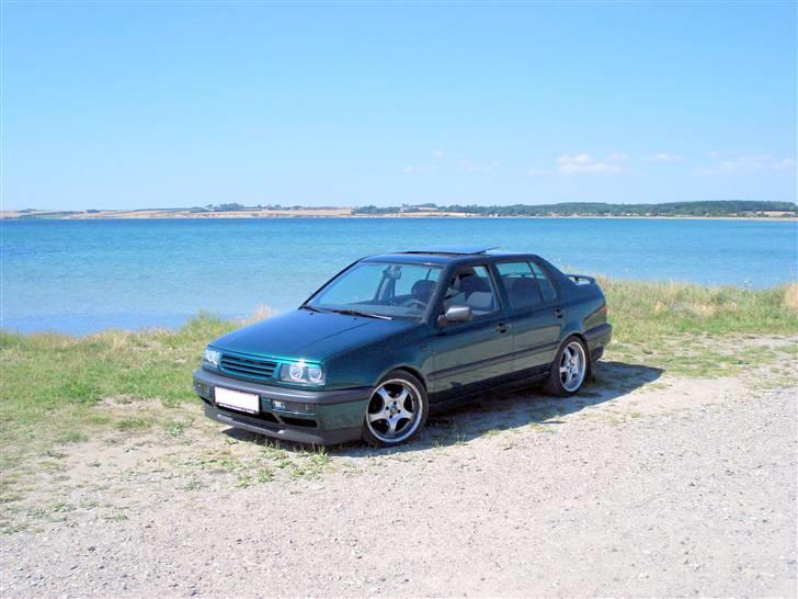 VW Vento solgt billede 4