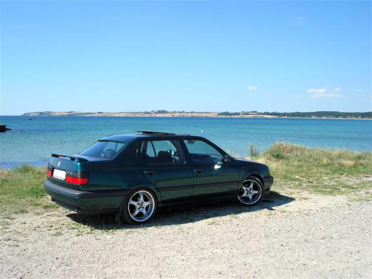 VW Vento solgt billede 11