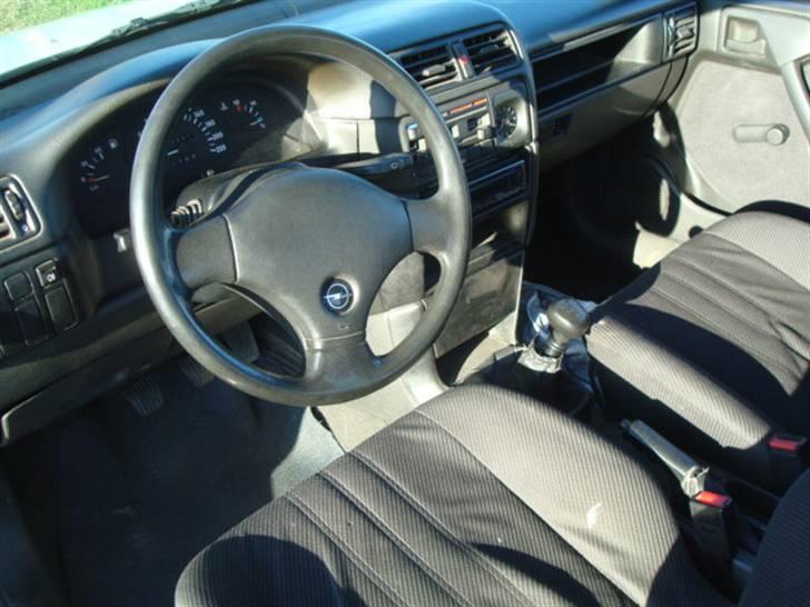 Opel Vectra A 2.0i GL *Solgt* billede 4