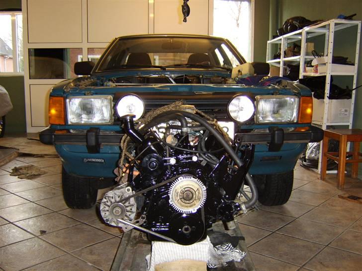 Ford Taunus 2,3 Ghia S "Solgt" - Rengjort og malet "Nada" 2,3´er klar til at gøre tjeneste i Taunus´en. Har kørt ca. 140.000 km.  billede 18