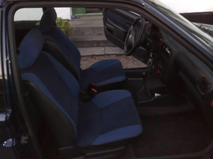 Peugeot 106 xr solgt billede 4