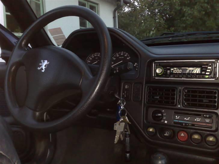 Peugeot 106 xr solgt billede 9
