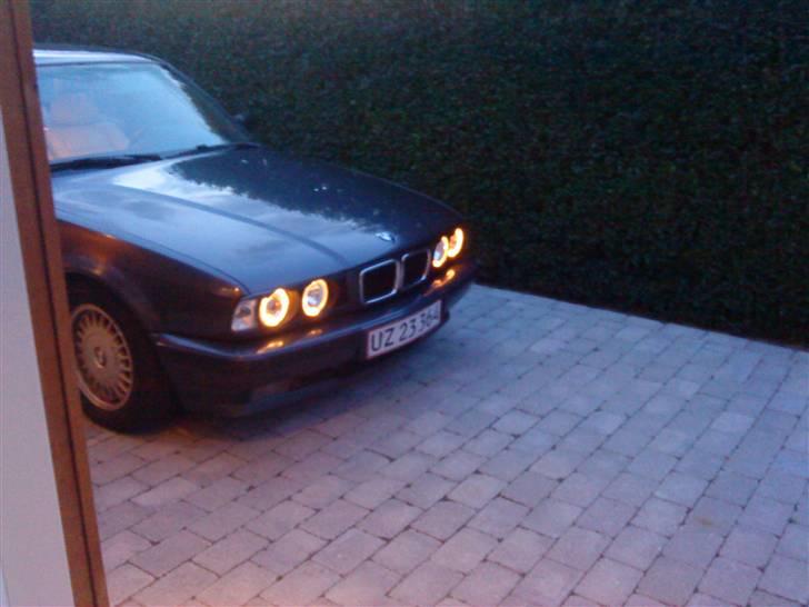 BMW 525i SOLGT billede 5