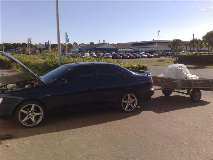 Toyota Carina E 20v silver solgt - Her med 18" fælgene. billede 8