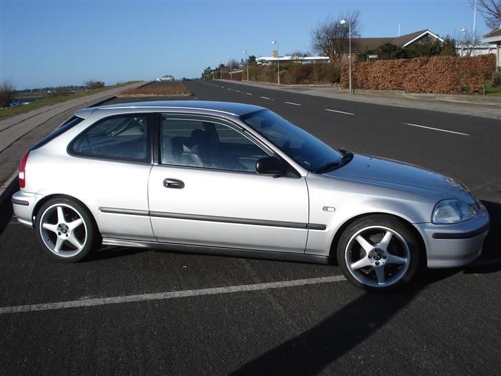 Honda civic 1.4 I S byttet billede 1