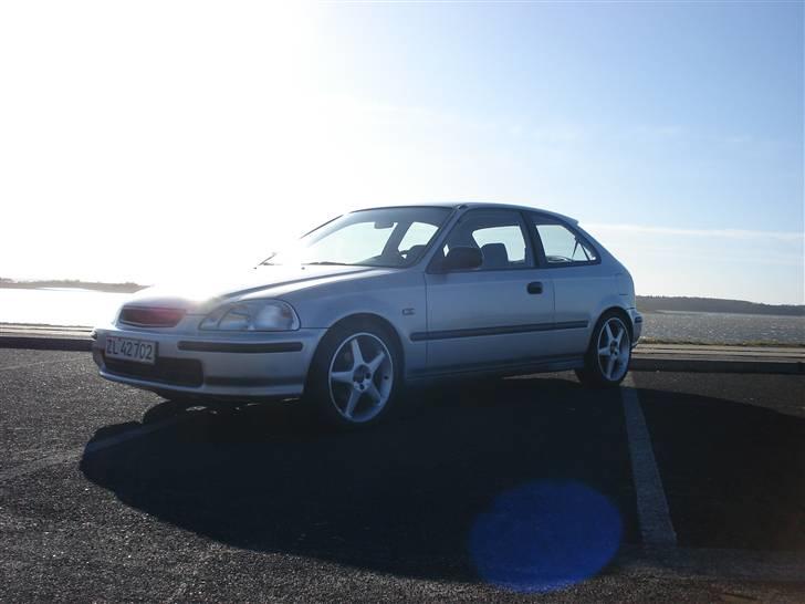 Honda civic 1.4 I S byttet billede 2