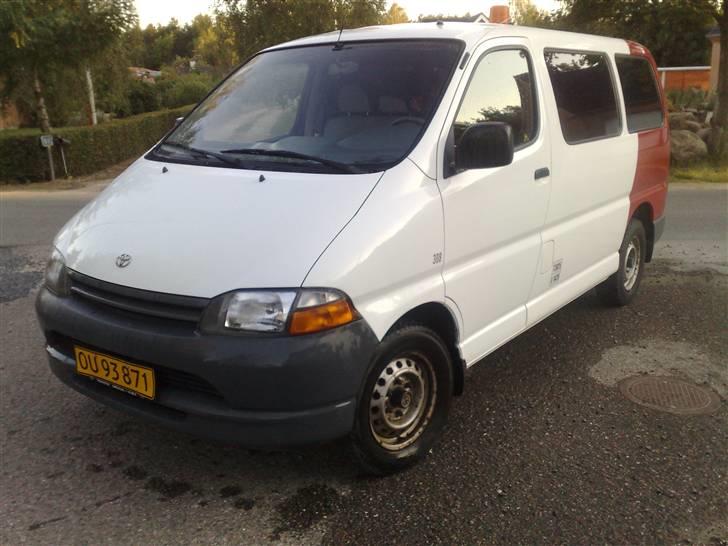 Toyota Hiace billede 1