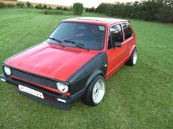 VW Golf 1 GTI 16V solgt billede 1