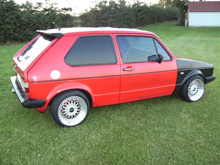 VW Golf 1 GTI 16V solgt billede 6