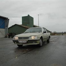 Opel Senator 2,5 E