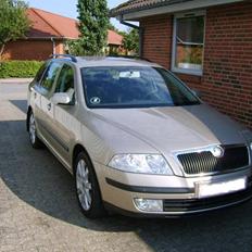 Skoda Octavia Combi Elegance