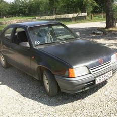 Opel kadett e (solgt)