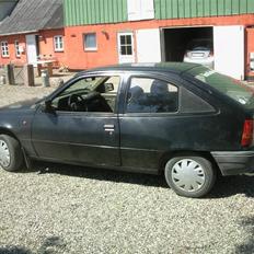 Opel kadett e (solgt)