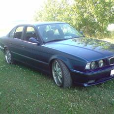 BMW 525i ( 540 v8 ) SOLGT 