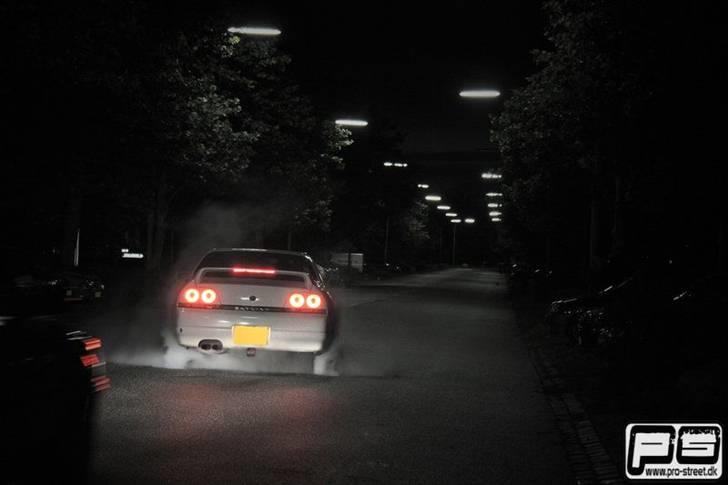 Nissan skyline gtst sold billede 10