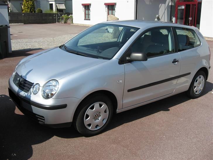 VW Polo 1,2 / 65 hk SOLGT billede 3