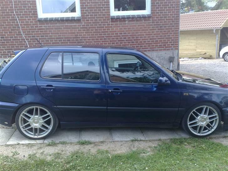 VW Golf 3 1.8 CL ** Solgt ** billede 8