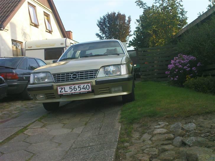 Opel Senator 2,5 E billede 17
