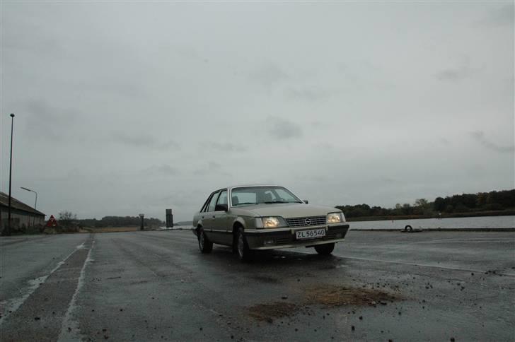 Opel Senator 2,5 E billede 20