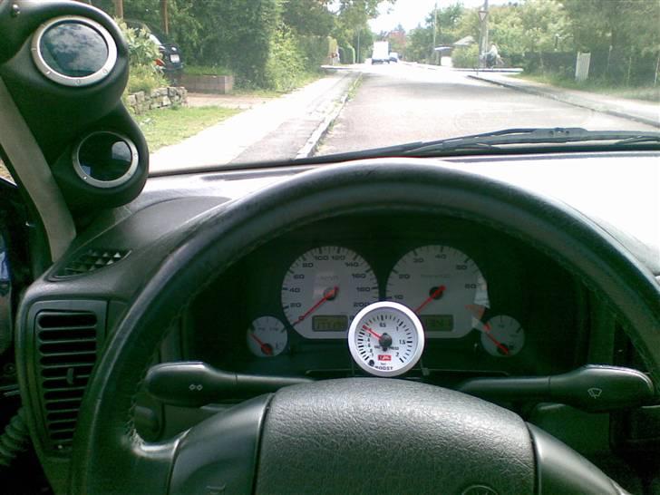 VW Polo 1,4 16v - Ure skal der til, midlertidig løsning med tryk-uret. Bliver lavet om. billede 6