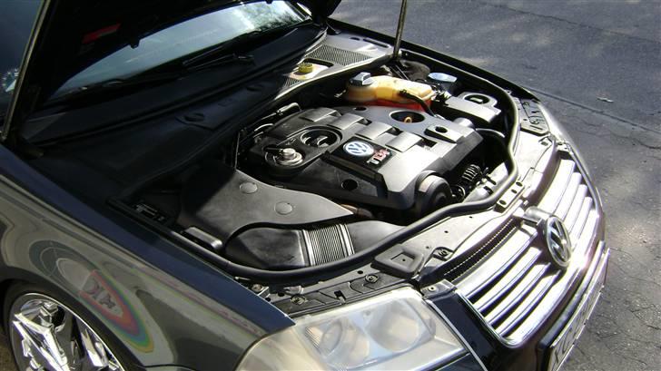 VW Passat 1,9 Tdi solgt billede 12