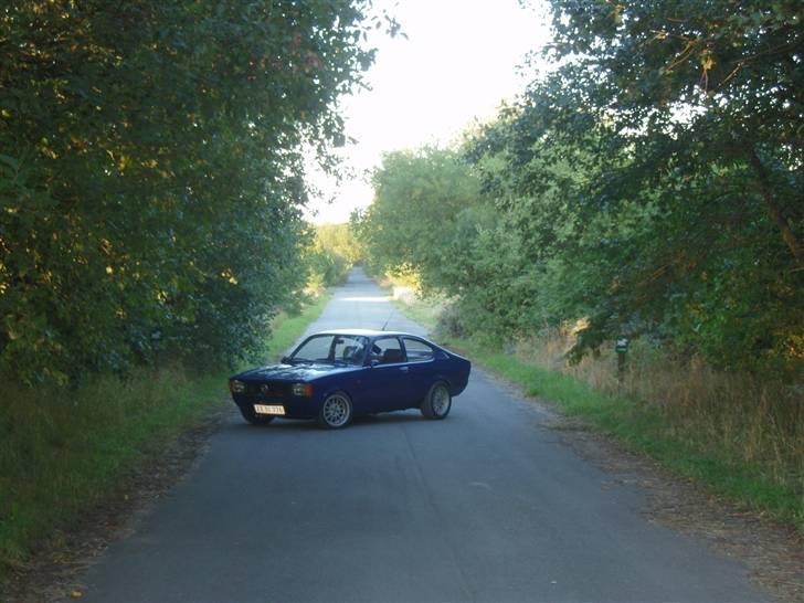 Opel kadett c coupe billede 15