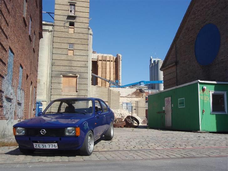 Opel kadett c coupe - havnen odense billede 16