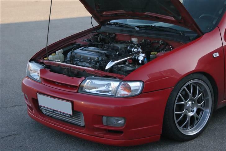 Nissan Almera GTI Turbo SOLGT billede 3