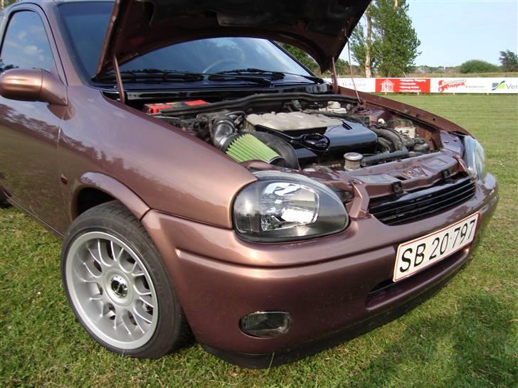 Opel Corsa 1.4i 16v Sport  billede 9