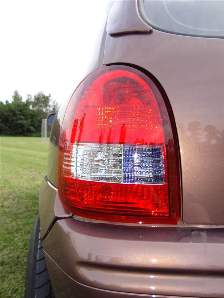 Opel Corsa 1.4i 16v Sport  billede 15