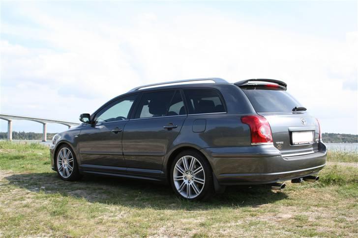 Toyota Avensis billede 4