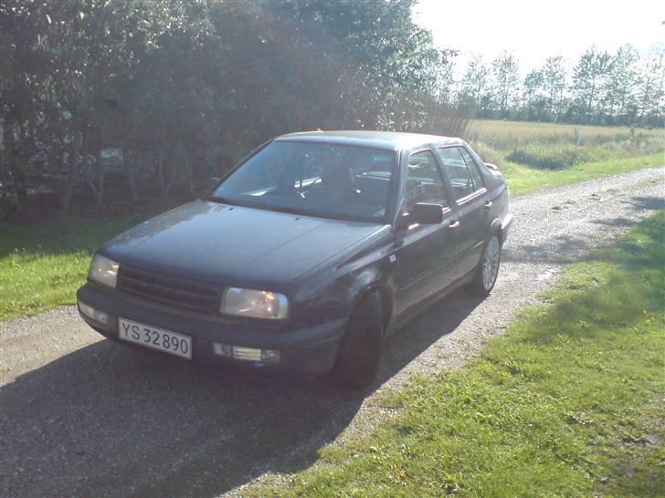 VW Vento 1,8 GL.+*(SOLGT)*+. billede 12