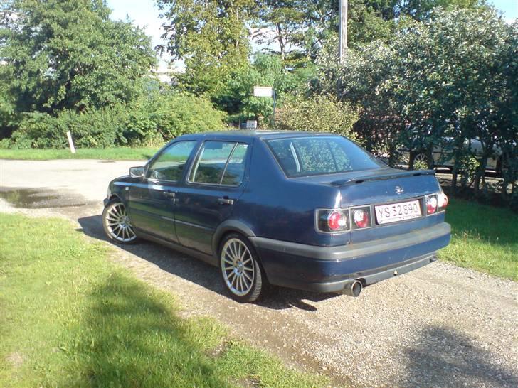 VW Vento 1,8 GL.+*(SOLGT)*+. billede 13