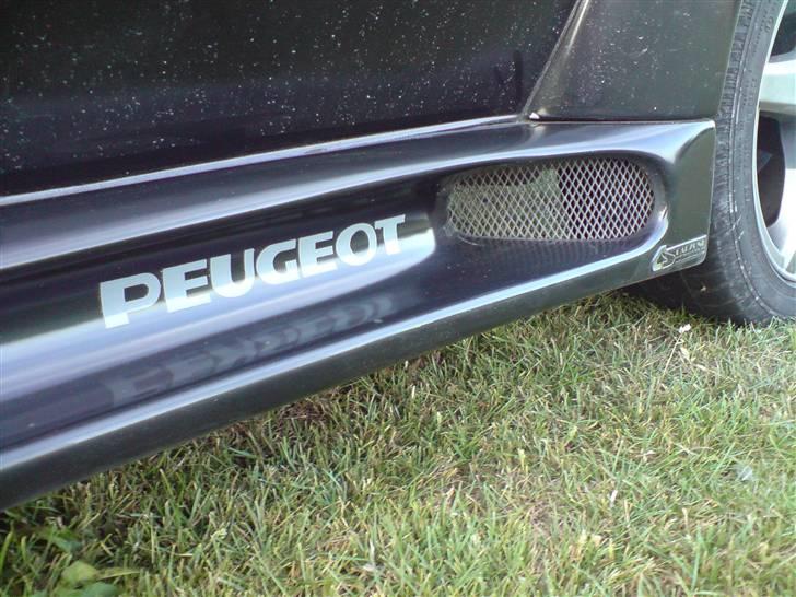 Peugeot 106 1.4 XR WB *SOLGT* - Det sidder her fordi jeg har det med at glemme hvilken bil jeg køre i :D billede 6