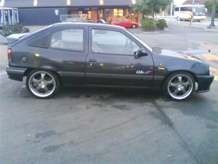 Opel Kadett 1,6 (GSI) SOLGT ! billede 5