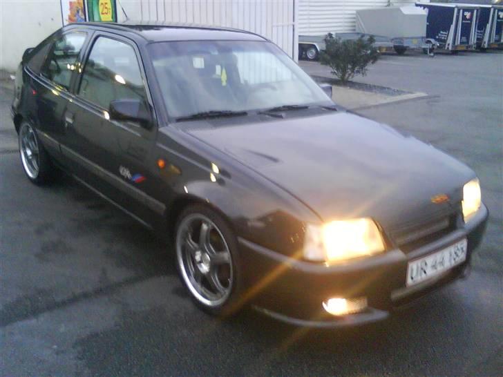 Opel Kadett 1,6 (GSI) SOLGT ! billede 13