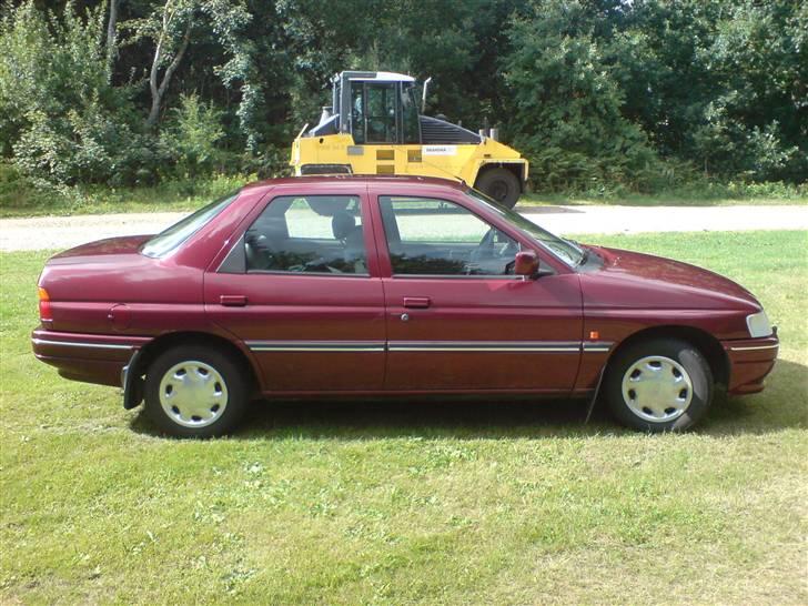 Ford Escort CLX 1,8i 16v billede 5