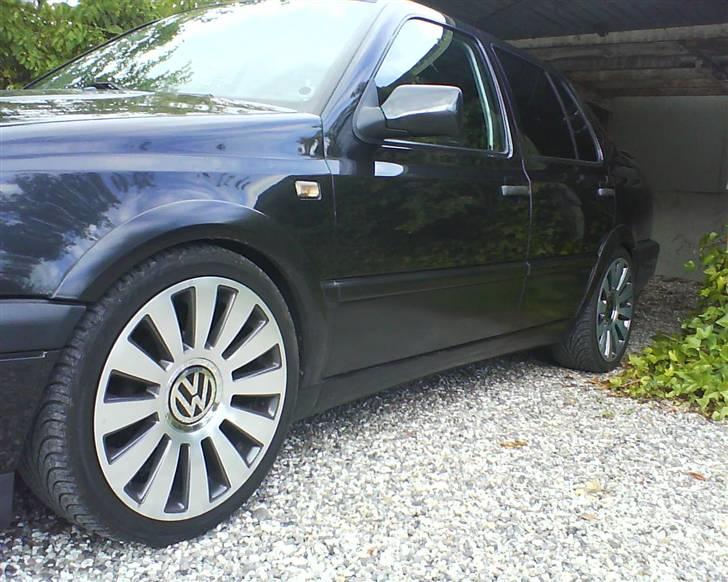 VW vento -SOLGT- billede 11