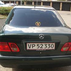 Mercedes Benz E 220 CDI AVANTGARDE