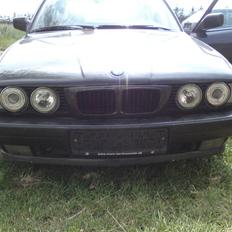 BMW 525 i 24v -SOLGT-