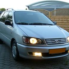 Toyota Sportsvan 2.2 TD (Solgt)