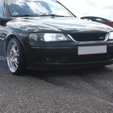 Opel Vectra B Editon 100(skrottet)