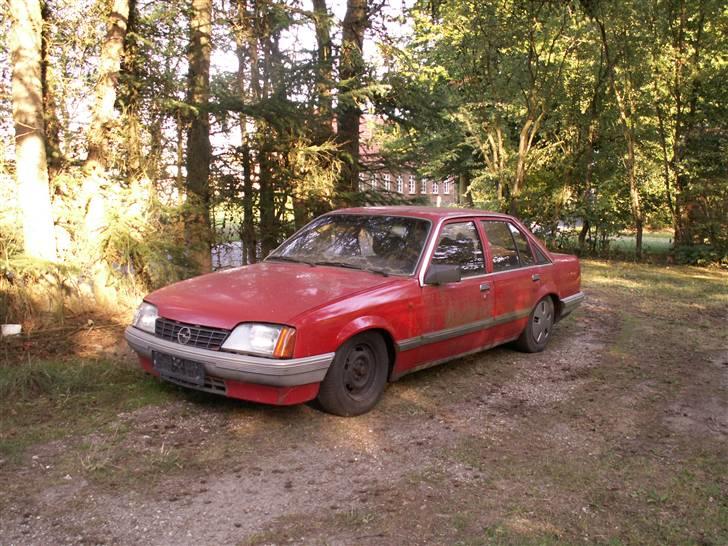 Opel Rekord E2 billede 2