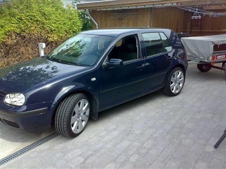 VW Golf 4 TDI Trendline - Her er de nye alufælge lige sat på billede 2