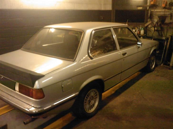 BMW e21 323i billede 2