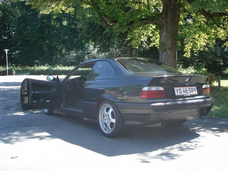 BMW  325i e36 Coupe (Solgt)-. billede 4