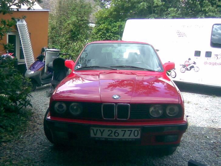 BMW 324 TD Touring *SOLGT* billede 1