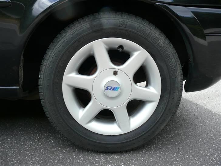 Ford Fiesta 1,25 Ghia (SOLGT) billede 6